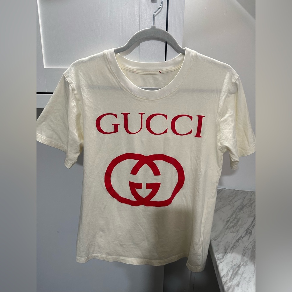 Gucci Ivory Top with Subtle Logo